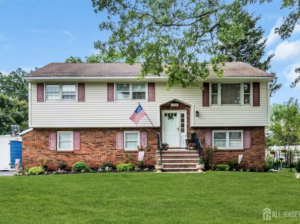 116 Hadley St, Piscataway, NJ 08854