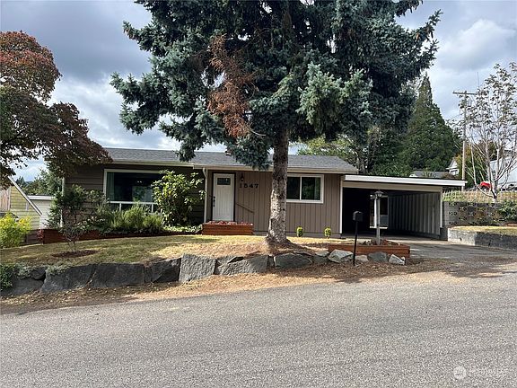 2nd image of 1547 N Cambrian Avenue