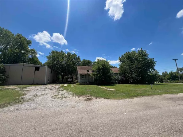 1333 Jefferson Ave, Blackwell, OK 74631