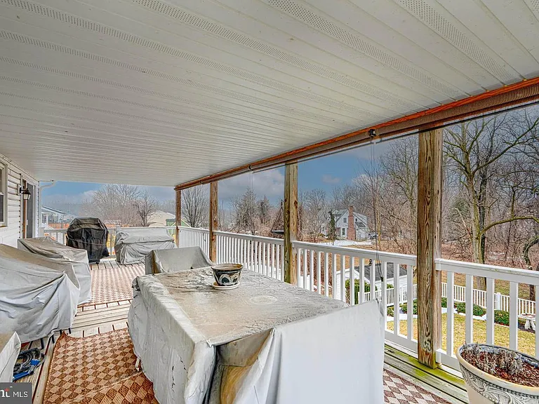 8908 Golden Tree Ln — Photo 26