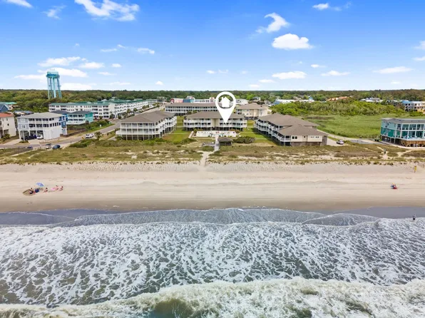 122 SE 58th St APT 111, Oak Island, NC 28465
