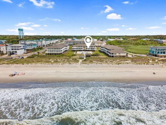122 SE 58th St APT 111, Oak Island, NC 28465