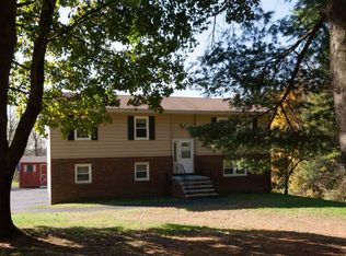 173 School House Ln, Hopewell Junction, NY 12533