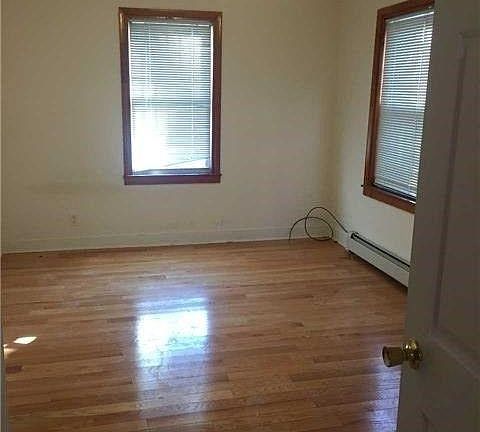 2nd image of 14748 24th Ave Floor 1
