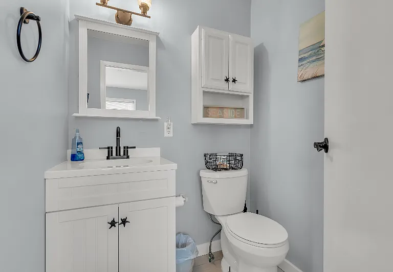 227 Bay Ter — Photo 18