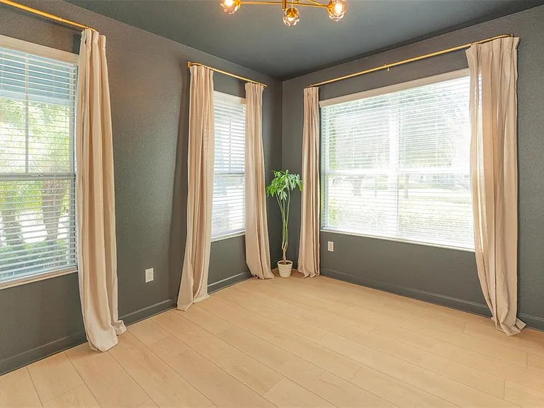 11880 Sonnet Ave — Photo 12