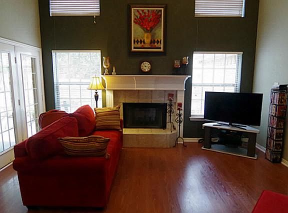 4th image of 6100 Rockby Ct