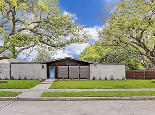 4902 Heatherglen Dr, Houston, TX 77096