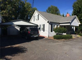 1024 Elk Spur St, Elkin, NC 28621