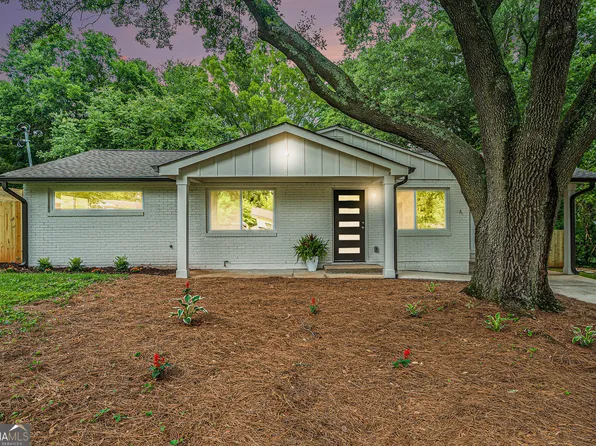 3052 Brook Dr, Decatur, GA 30033