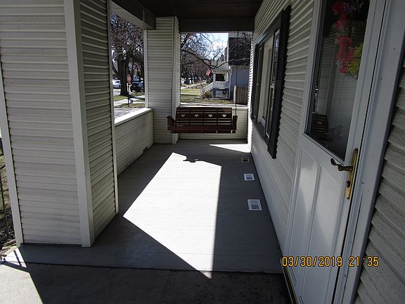 3rd image of 6002 N Oconto Ave