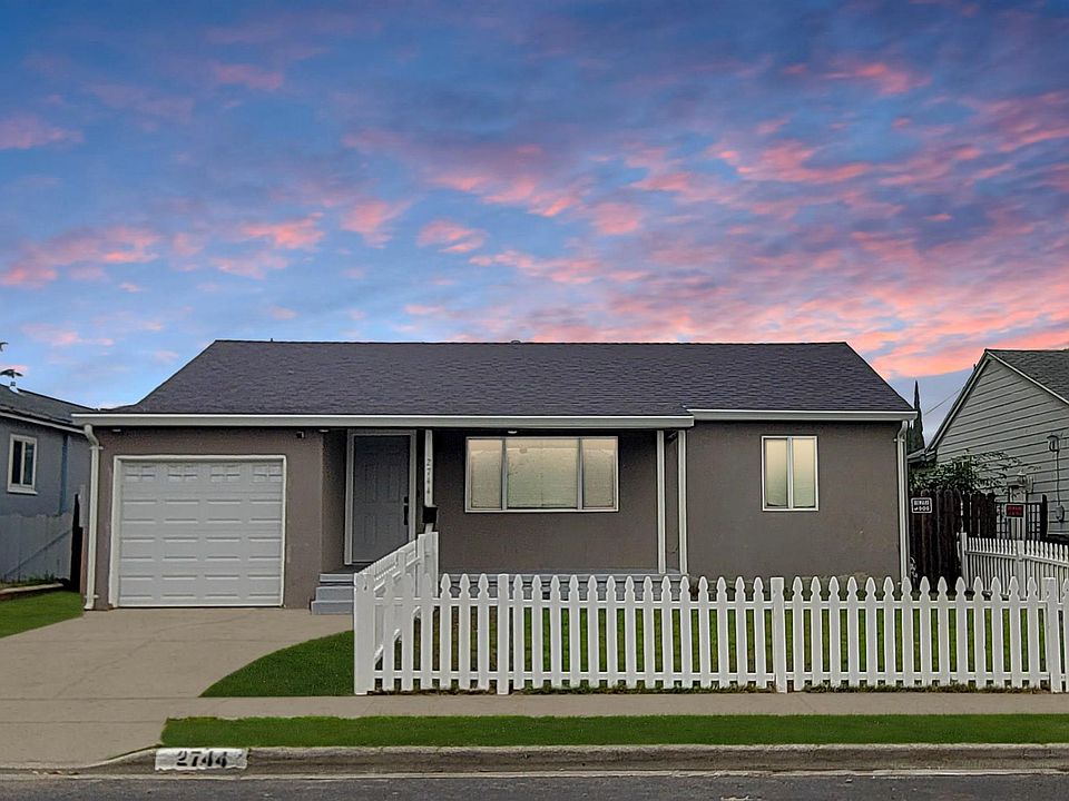 1st image of 2744 El Rey St