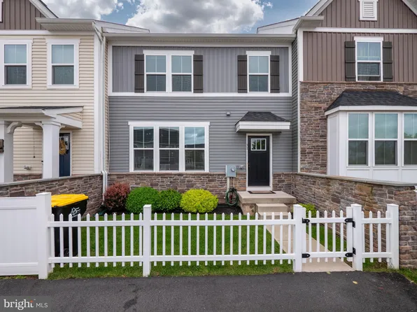 31 Ryan Ct, Gilbertsville, PA 19525