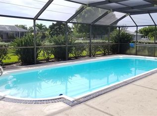 523 SE 20th Pl, Cape Coral, FL 33990