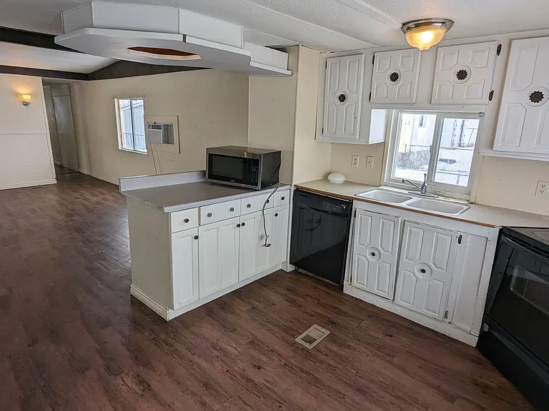 18250 N 4400 W #6 — Photo 5
