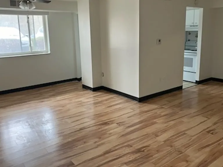Laurel Ridge — Photo 1