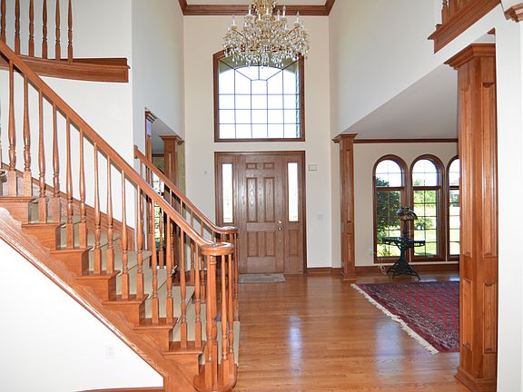 2nd image of 3800 Chestnut Ct
