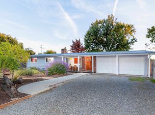 407 Round Up Ave, Red Bluff, CA 96080