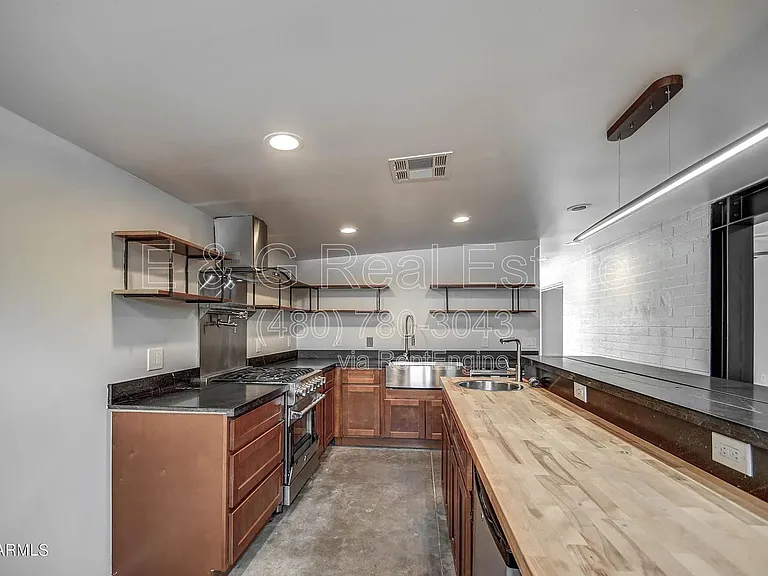 1612 E Gaylon Dr — Photo 12