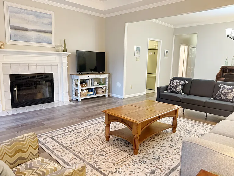 3125 Navajo Dr SE — Photo 8