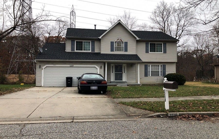 1st image of 1219 Kingsbury Dr