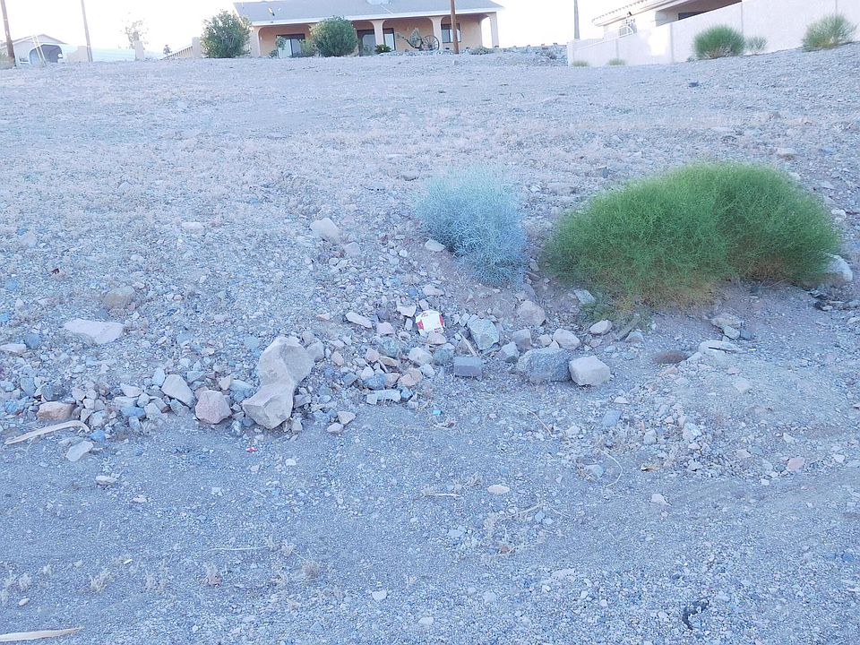 2nd image of 3924 Chemehuevi Blvd
