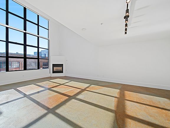 3rd image of 3338 17th St APT 105