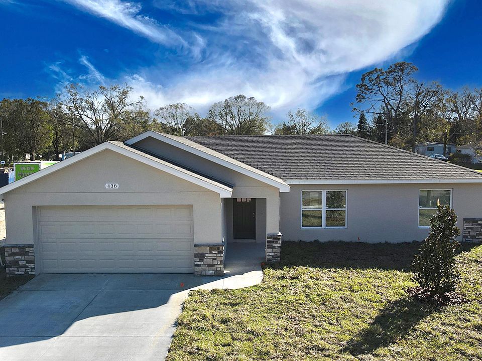 1st image of 427 Petteway Dr