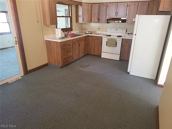 2nd image of 112 Gaywood Dr