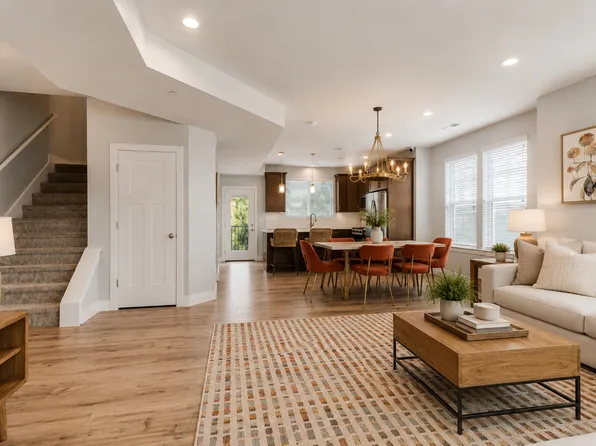 52 E Golden Privet Dr, Draper, UT 84020