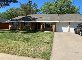 1215 NW 11th St, Andrews, TX 79714