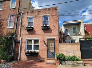 1015 Kimball St, Philadelphia, PA 19147