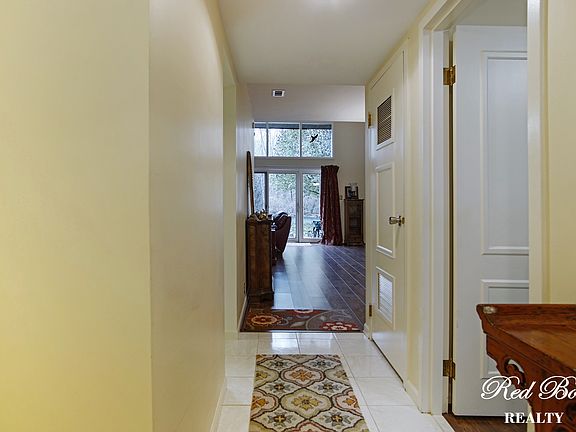 3rd image of 1520 Wildflower Way