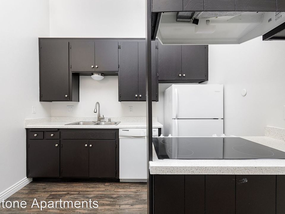 1st image of 4033 Dove St #3