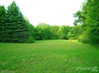 12460 Sassafras Dr NE, Greenville, MI 48838