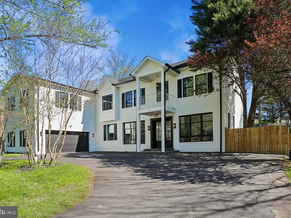 9925 Conestoga Way, Potomac, MD 20854