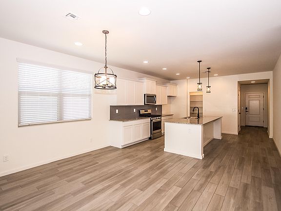 5th image of 36245 N Urika Dr