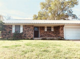 1230 N Kight St, Stephenville, TX 76401