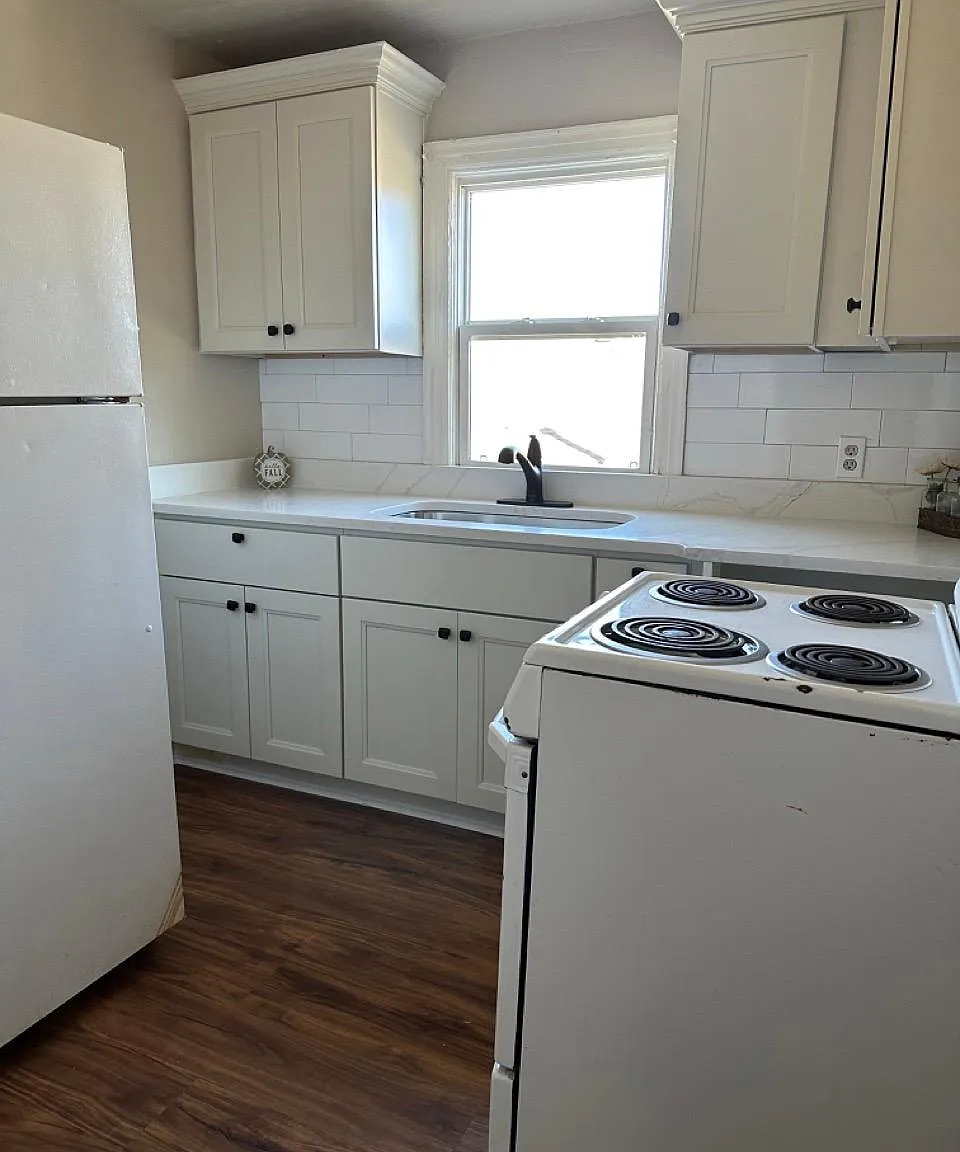 1 bed, 700 sqft, $1,400 — Photo 1