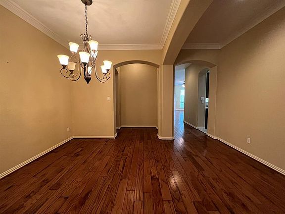 2nd image of 5115 Field Briar Ln