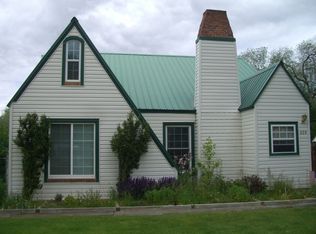 608 W 2nd St, Alturas, CA 96101