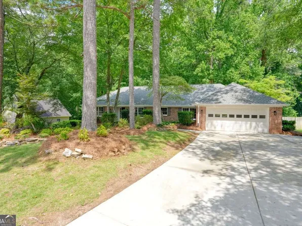 556 Lees Trce, Marietta, GA 30064