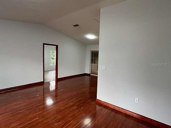 5th image of 6206 Dorset Rd