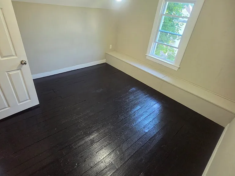 9 Harvard St #2 — Photo 4