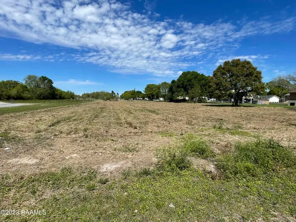 725 E Conrad St, Erath, LA 70533