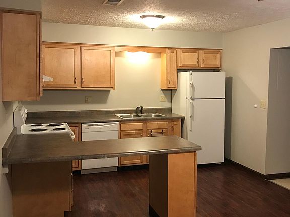 3rd image of 3125 Churchill Ave #3125