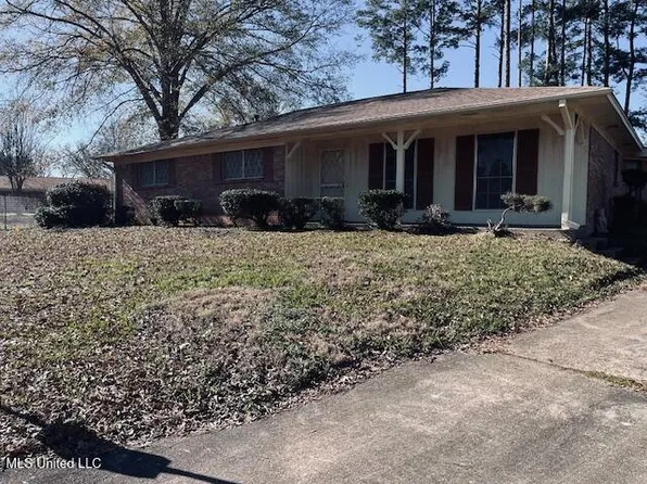 125 Wingfield Ct, Jackson, MS 39204