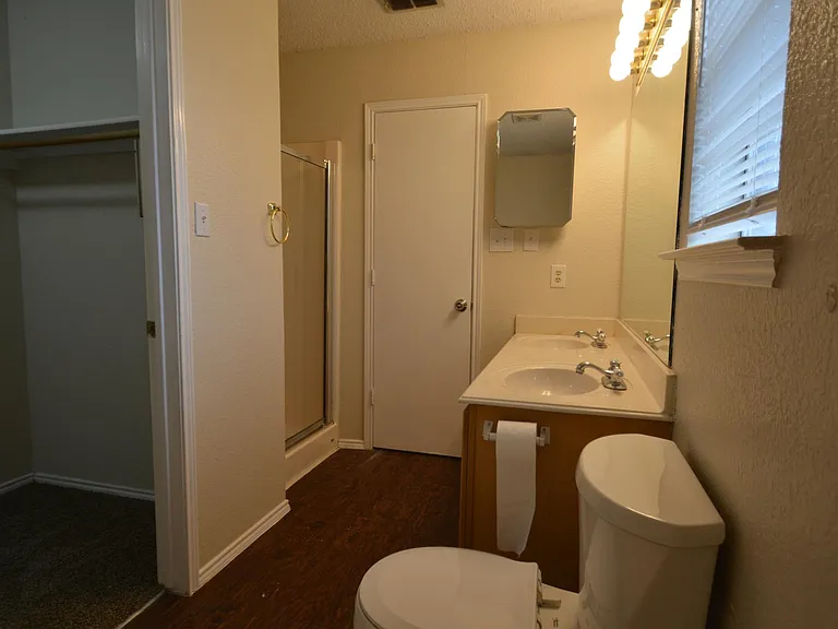 10249 Aurora Dr — Photo 9