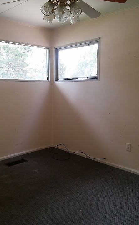 2nd image of 2727 Oakland Ave