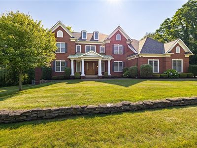 43 Lyndon Rd, Fairport, NY, 14450